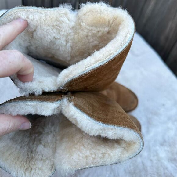 Koolaburra by UGG Women's Brown Shearling Tall Boots Wedge Heel Size 8 - Picture 8 of 9
